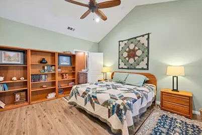 10500 W Lakeview Drive, Jonestown, TX 78645 - Photo 22
