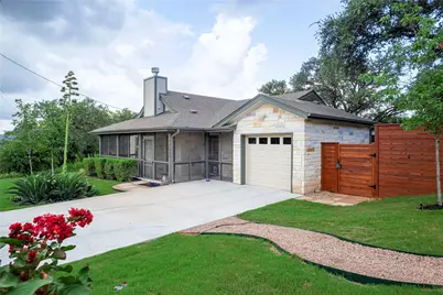 10500 W Lakeview Drive, Jonestown, TX 78645 - Photo 2