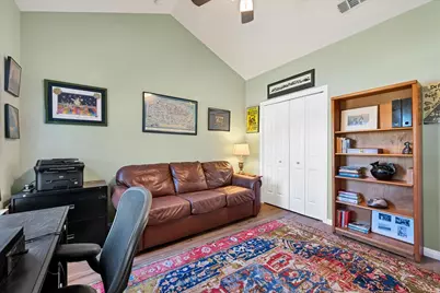 10500 W Lakeview Drive, Jonestown, TX 78645 - Photo 28