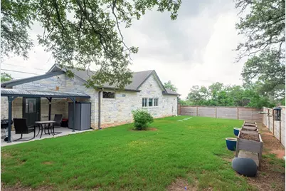 10500 W Lakeview Drive, Jonestown, TX 78645 - Photo 12