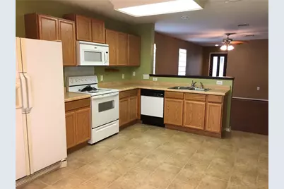 6912 Walkup Lane, Austin, TX 78747 - Photo 12