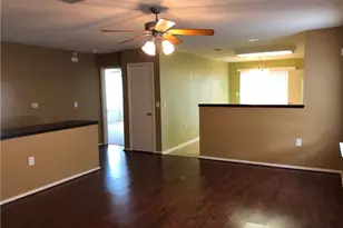 6912 Walkup Ln, Austin, TX 78747 - Photo 14