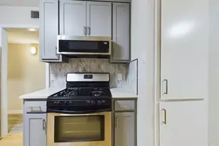 2303 East Side Dr, Austin, TX 78704 - Photo 6
