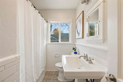 2204 Chestnut Avenue, Austin, TX 78722 - Photo 14