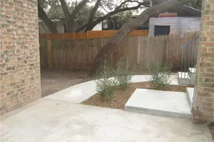 513 S Park Dr, Austin, TX 78704 - Photo 4