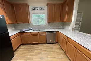 1700 Kemah Dr, Austin, TX 78748 - Photo 6