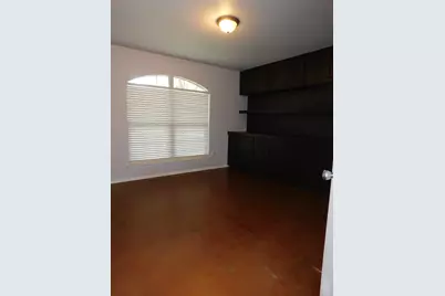 5812 Pecanwood Lane, Austin, TX 78749 - Photo 14
