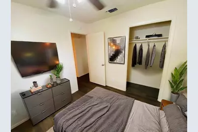 1710 Ledgewood Drive #B, Austin, TX 78758 - Photo 10