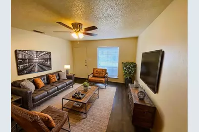 1710 Ledgewood Drive #B, Austin, TX 78758 - Photo 2