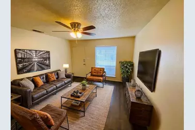 1710 Ledgewood Drive #B, Austin, TX 78758 - Photo 2