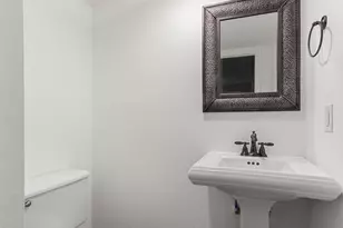 735 Patterson Ave, Austin, TX 78703 - Photo 12