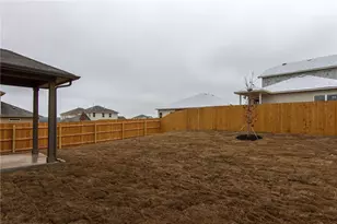 6916 Ranchito Dr, Austin, TX 78744 - Photo 34