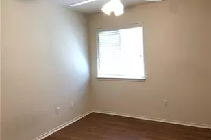 140 Steele, Kyle, TX 78640 - Photo 14