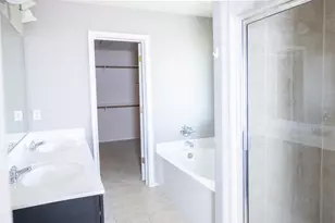 3931 Bonnie Ln, Round Rock, TX 78665 - Photo 16