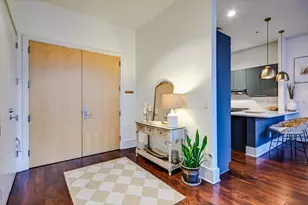 555 E 5th St, Austin, TX 78701 - Photo 14