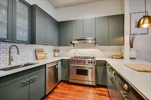 555 E 5th St, Austin, TX 78701 - Photo 10