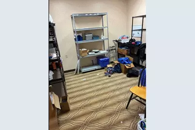 111 W 2nd Street, Cameron, TX 76520 - Photo 12