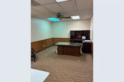 111 W 2nd Street, Cameron, TX 76520 - Photo 6