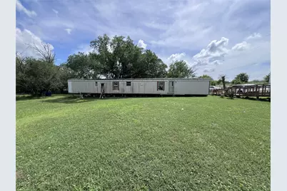 10001 Peterson Road, Del Valle, TX 78617 - Photo 18