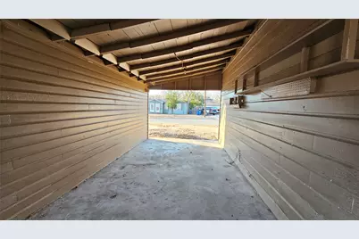 420 Stonewall Street, Kerrville, TX 78028 - Photo 16