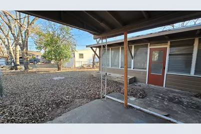 420 Stonewall Street, Kerrville, TX 78028 - Photo 14