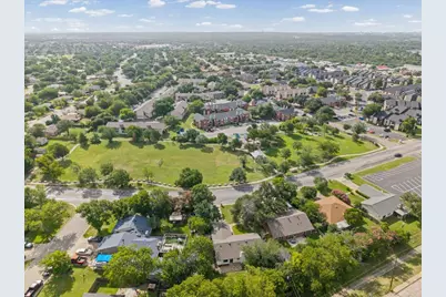 1406 N Georgetown Street, Round Rock, TX 78664 - Photo 30