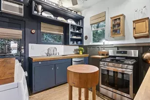 1000 Baylor St, Austin, TX 78703 - Photo 10