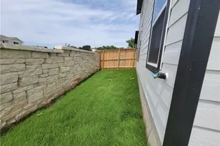 11300 Lago de Garda Dr, Austin, TX 78747 - Photo 18
