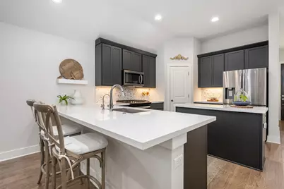 418 Raleigh Drive, Georgetown, TX 78633 - Photo 12