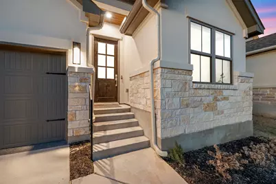 418 Raleigh Drive, Georgetown, TX 78633 - Photo 2