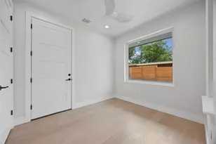 100 W Odell St, Austin, TX 78752 - Photo 4