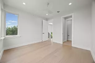 100 W Odell St, Austin, TX 78752 - Photo 18