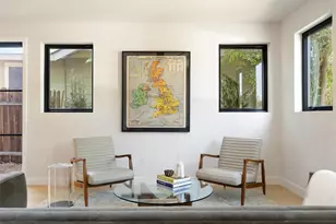 2305 E 21st St, Austin, TX 78722 - Photo 4