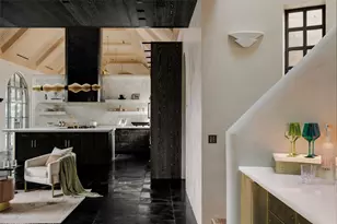 2600 Tanglewood Trail, Austin, TX 78703 - Photo 12