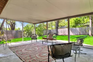 1405 Briarcliff Blvd, Austin, TX 78723 - Photo 40