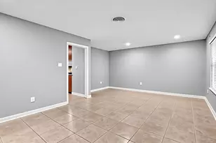 1405 Briarcliff Blvd, Austin, TX 78723 - Photo 4