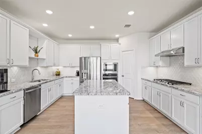 209 Mira Mesa Drive, Liberty Hill, TX 78642 - Photo 8