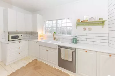 306 5th Avenue, Smithville, TX 78957 - Photo 10