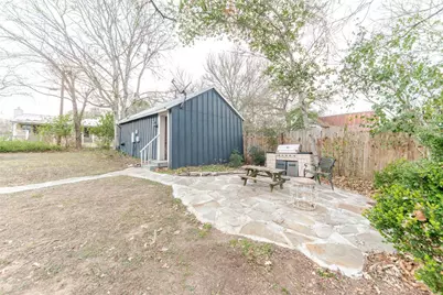 306 5th Avenue, Smithville, TX 78957 - Photo 32