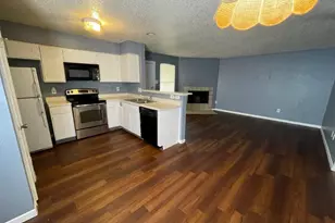 1603 Onion Creek Village Dr, Round Rock, TX 78664 - Photo 2