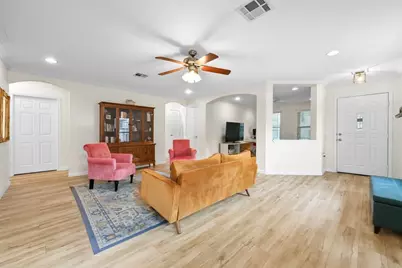 7620 Cayenne Lane, Austin, TX 78741 - Photo 6