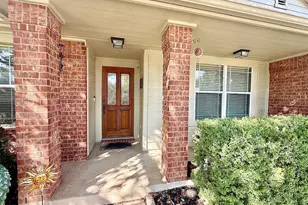 3230 Arroyo Bluff Ln, Round Rock, TX 78681 - Photo 2