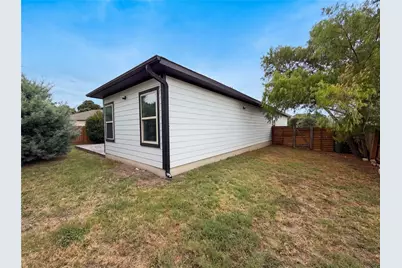 105 Syrah Court, Leander, TX 78641 - Photo 16