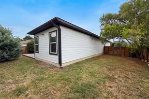 105 Syrah Ct, Leander, TX 78641 - Photo 16