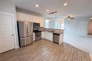 105 Syrah Ct, Leander, TX 78641 - Photo 2