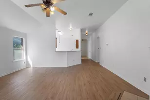 114 Gainer Dr, Hutto, TX 78634 - Photo 8