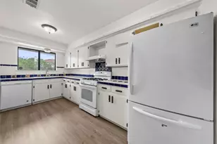 12906 Irongate Ave, Austin, TX 78727 - Photo 6