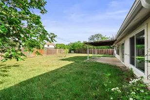 12906 Irongate Ave, Austin, TX 78727 - Photo 22