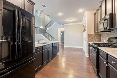 11217 Avery Station Loop #39, Austin, TX 78717 - Photo 6