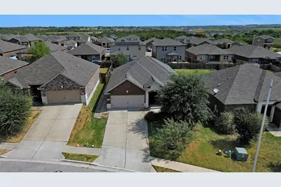 19700 Woodrow Wilson Street, Manor, TX 78653 - Photo 32
